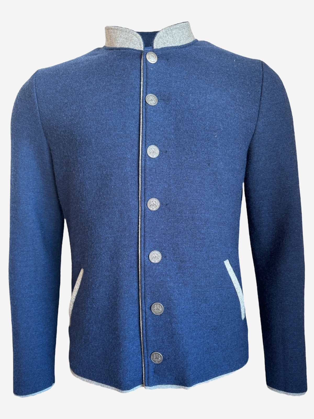 3006_strickjacke_emilian_oktoberfest_litzlfelder_manufaktur_saphierblau_front