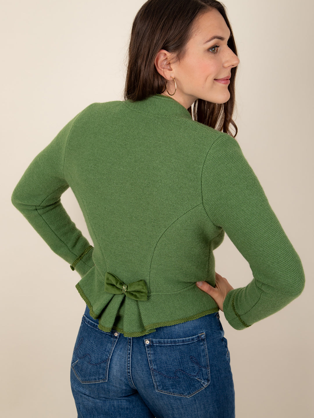 Strickjacke Elisa in Maigrün