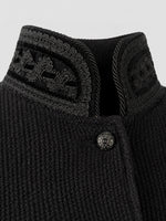 Load image into Gallery viewer, Strickblazer Caro in Schwarz
