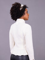 Load image into Gallery viewer, Strickblazer Lea in Blanchit
