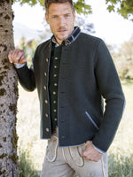 Load image into Gallery viewer, Strickjacke Jonas in Olivgrün
