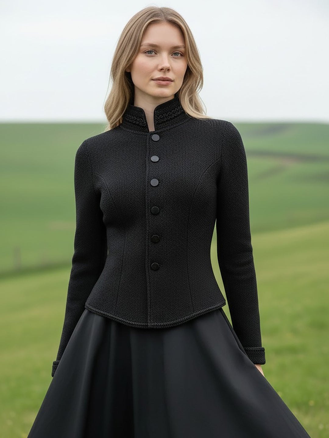 Trachtenjacke Anja in Schwarz - BUNTE Limited Edition